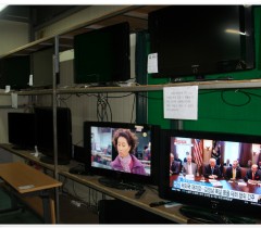 LCD  TV32 인치