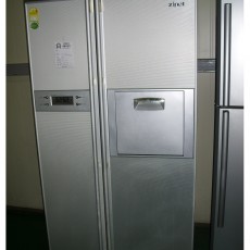 냉장고 680 리터